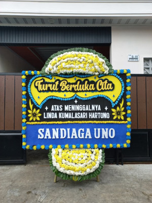 Papan Bunga Duka di Gunung Woka